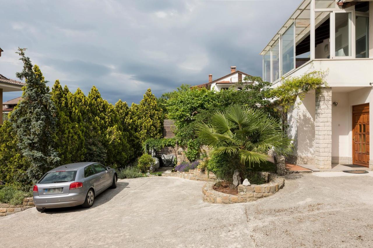Seaside Parenzana Comfort With Free Parking อิซอลา ภายนอก รูปภาพ